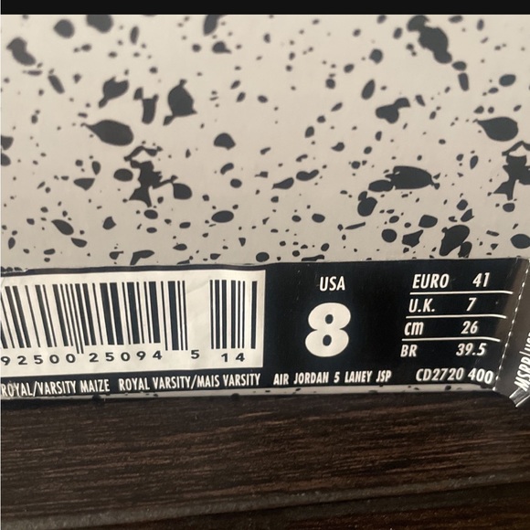 Jordan 5 - Picture 5 of 5